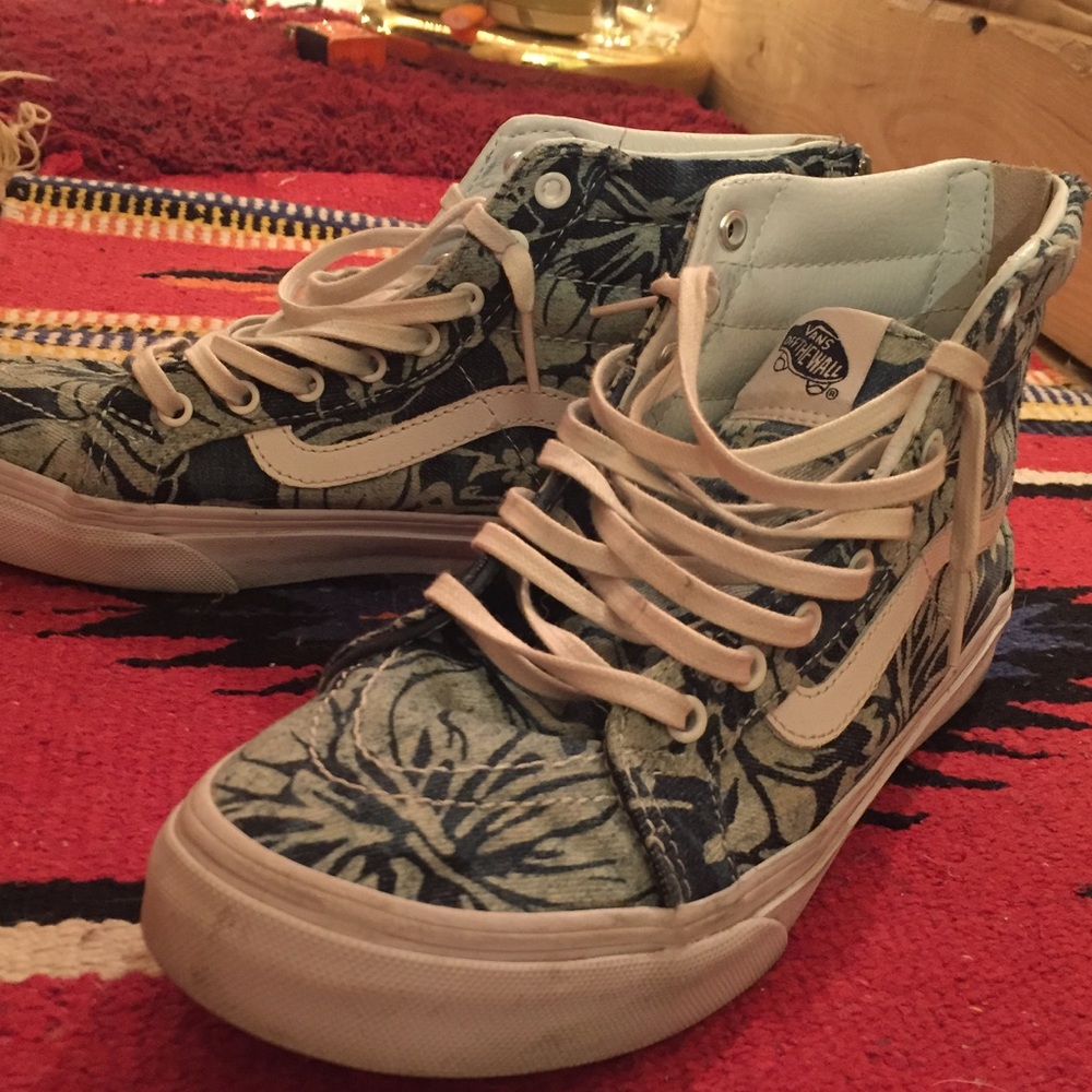 Tropical vans